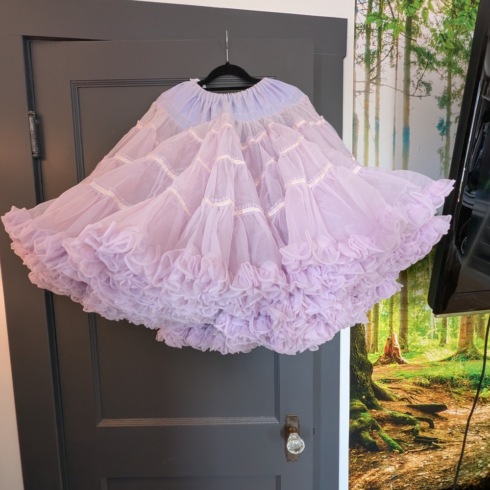 Vintage Lavender Petticoat Tulle Ruffle Crinoline Full Skirt